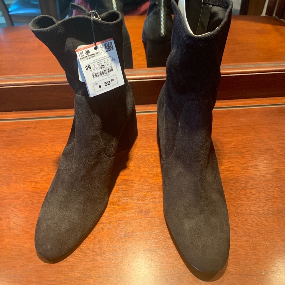 Zara Zippered Booties